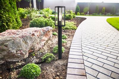 Box 900mm Outdoor Post - Black Metal & Clear Glass